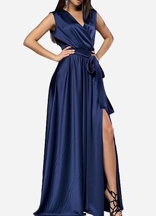 Вечірня сукня із шовка.