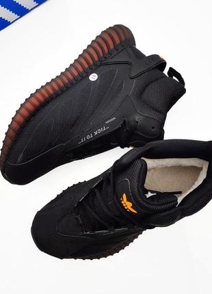 Зимові чоловічі кросівки adidas yeezy 350 v2 чорні з помаранчевим🔥9 фото