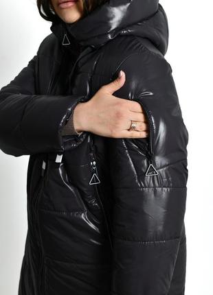 Жіноча модна якісна тепла зимова куртка з капуром3 фото