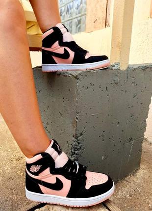 Жіночі кросівки jordan 1 retro high  женские кроссовки джордан6 фото