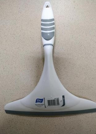 Скребок для стекла автомобиля