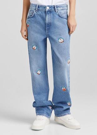 Стильный джинсы  bershka doraemon s/m унисекс