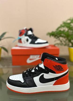 Жіночі кросівки jordan 1 retro  женские кроссовки джордан