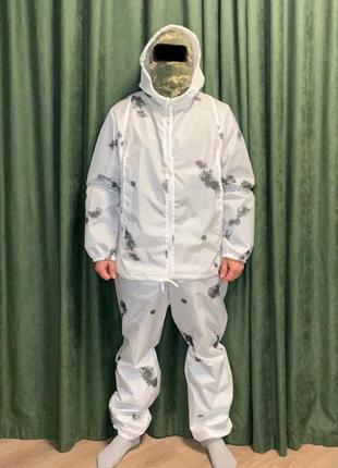 Маскувальний костюм маскхалат для військових під сніг кляксу зимовий

маскировочный военный костюм  белый зимний тактический1 фото