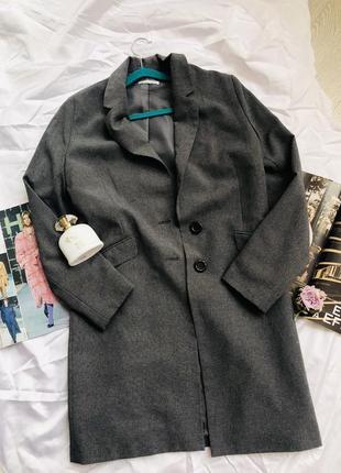 Сіре елегантне базове пальто