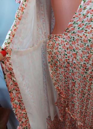 Романтическое длинное бежевое платье в цветочный принт на запах peace n' love(размер 38-40)5 фото