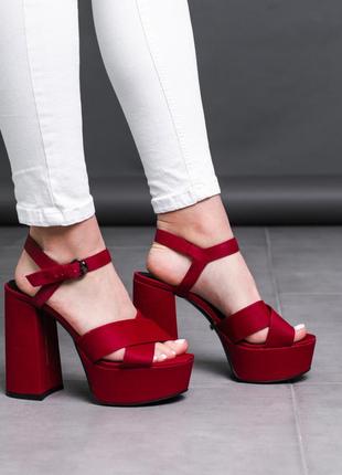 Женские босоножки fashion aquelina 3094 38 размер 24,5 см красный