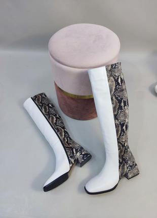 Жіночі чоботи з натуральної шкіри рептилії камін з білої шкіри на маленькому каблуці2 фото