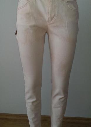 Светлые немецкие джинсы, размер м