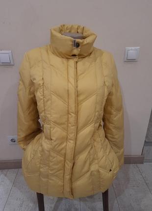 Теплий жовтий пуховик куртка