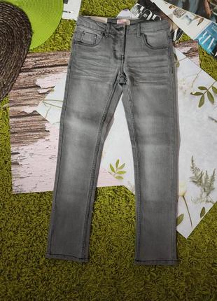 Сірі джинси від alive1 фото