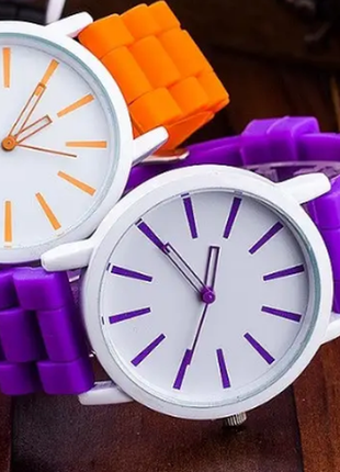 Часы фиолетовые с силиконовым ремешком и яркими стрелками geneva2 фото