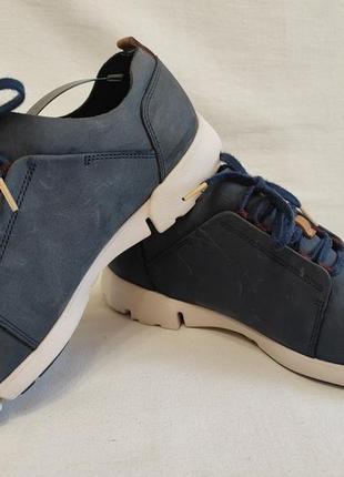Женские кроссовки "clarks" размер eu 40 (25-26 см) идеальные!