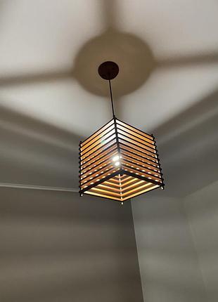 Світильник, люстра