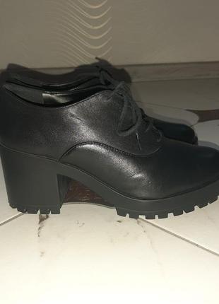 Черевики , 38 р