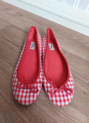 Новые stradivarius