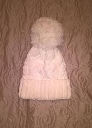 Шапка з помпоном