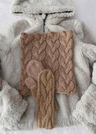 Комплект бежевий снуд і рукавиці з італійської альпаки