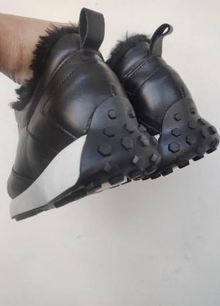 Кожаные кроссовки на меху, аккуратная классическая модель, 40р.7 фото