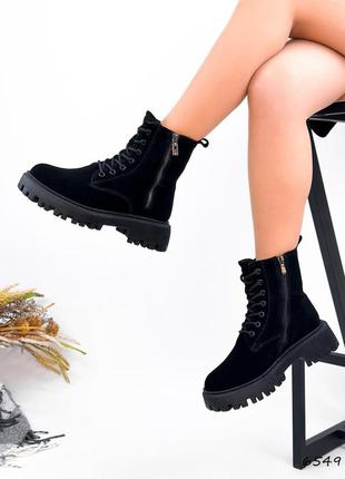 Черные натуральные замшевые зимние ботинки на шнурках шнуровке толстой подошве с двумя молниями зима замша5 фото