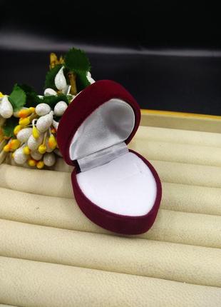 Ювелірна подарункова упаковка футляр коробочка для перстня сережок маленьк бордо сердечко оксамитова3 фото