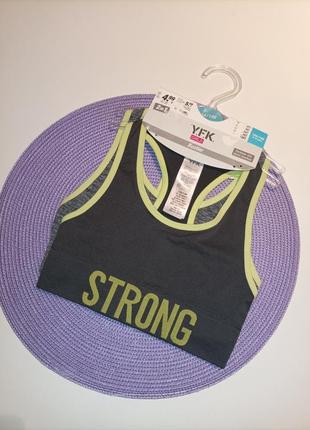 Спортивний топ топік