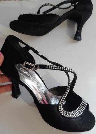 Босоніжки dancin milano