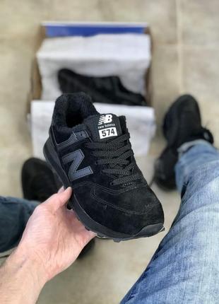 Зимові кросівки new balance 574. всередині хутро. колір чорний. натуральна замша. розміри 36-447 фото