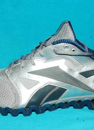 Кроссовки оригинал reebok 47 р 4