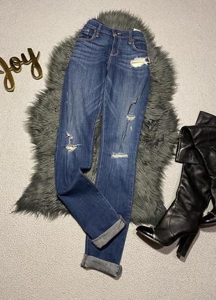 Стильные джинсы размер m