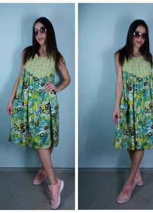 Красиве яскраве плаття. (10622)