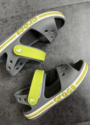 Босоножки crocs c10 2