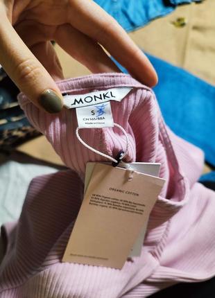 Monki платье розовое пудровое по фигуре карандаш футляр миди в рубчик с длинным рукавом6 фото