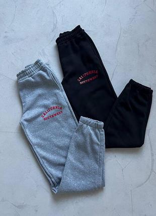 Женские спортивные штаны брюки джогеры черные серые теплые на флисе зимние джокеры8 фото