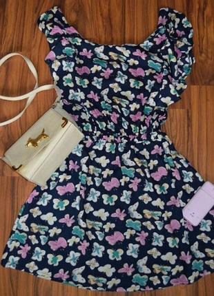 Платье в бабочки new look