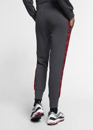 Женские спортивные штаны nike, размер m2 фото