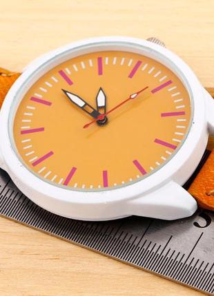 Распродажа часы оранжевые наручные на тонком ремешке под джинс1 фото