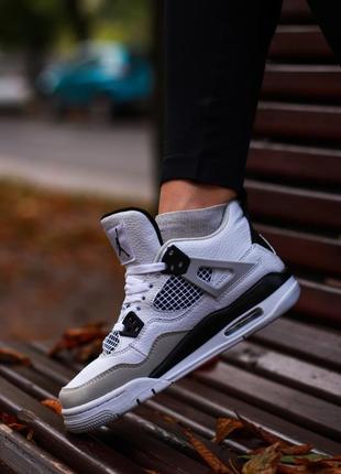 Жіночі кросівки jordan retro 4  женские кроссовки джордан2 фото