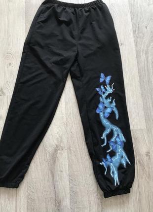 Спортивні штани жіночі