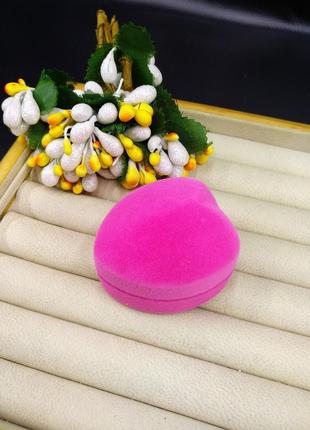 Ювелирная подарочная упаковка футляр коробочка для кольца сережек маленькое сердечко розов бархатное2 фото