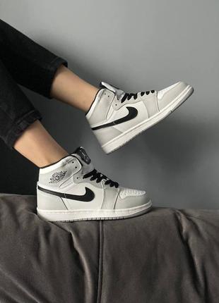 Женские зимние кроссовки с мехом найк nike air jordan 1 retro winter fur4 фото