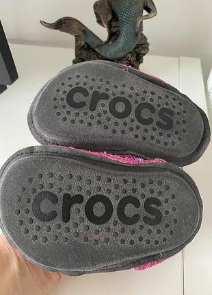Тапочки crocs 2