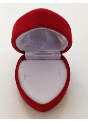Ювелірна подарункова упаковка футляр коробочка для перстня сережок малень червоне сердце оксамитова4 фото