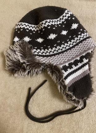 Зимняя шапка ушанка
