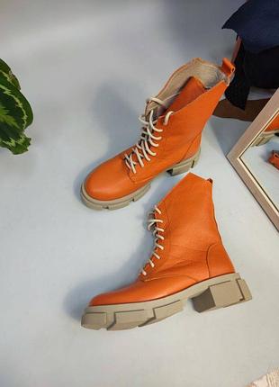 Стильные ботинки с кожи флотар оранжевый цвет по выбору