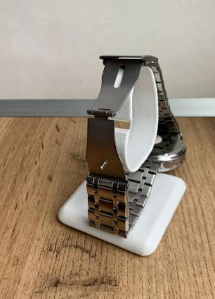 Мужские часы металлические skmei с датой серебристый/белый5 фото