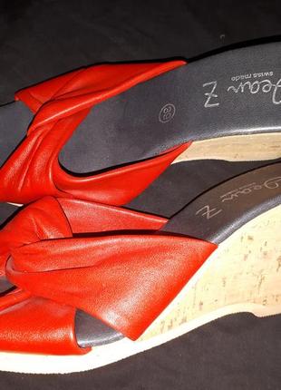 39р-24.5 кожа новые шлепанцы gean z swiss made новые