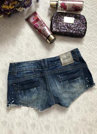Короткие джинсовые шорты с потертостями и дырками _ s размер3 фото