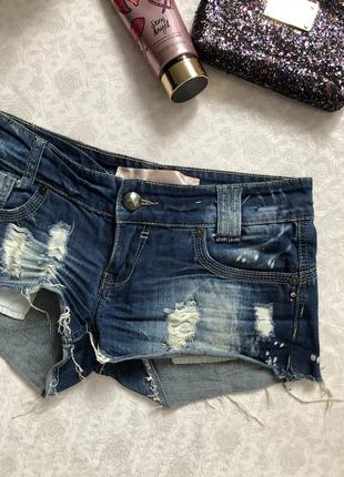 Короткие джинсовые шорты с потертостями и дырками _ s размер2 фото
