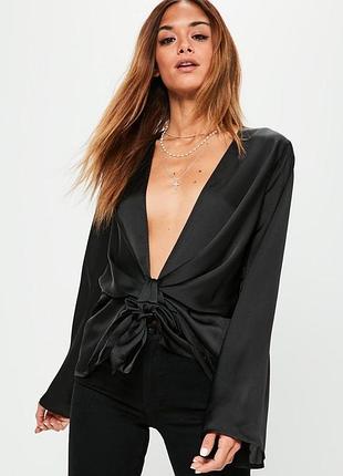 Блуза з декольте missguided